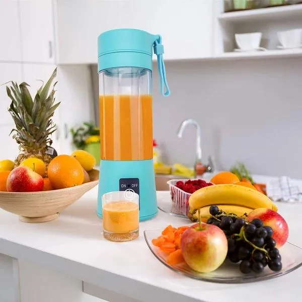 0133 Portable USB Electric Juicer - 6 Blades (Protein Shaker)