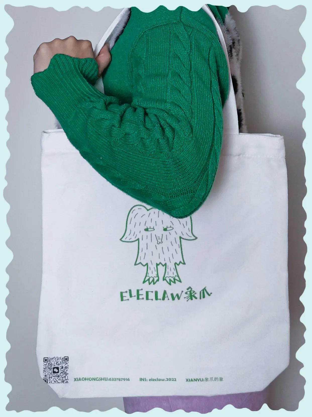 Canvas bag from drawings. (Buy five other products get one for free!)