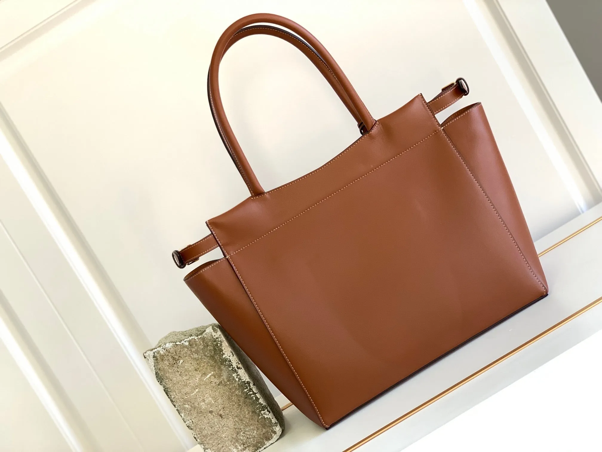 CL121 Celine Cabas / HIGHEST QUALITY VERSION / 17.7x10.6x5.9inch