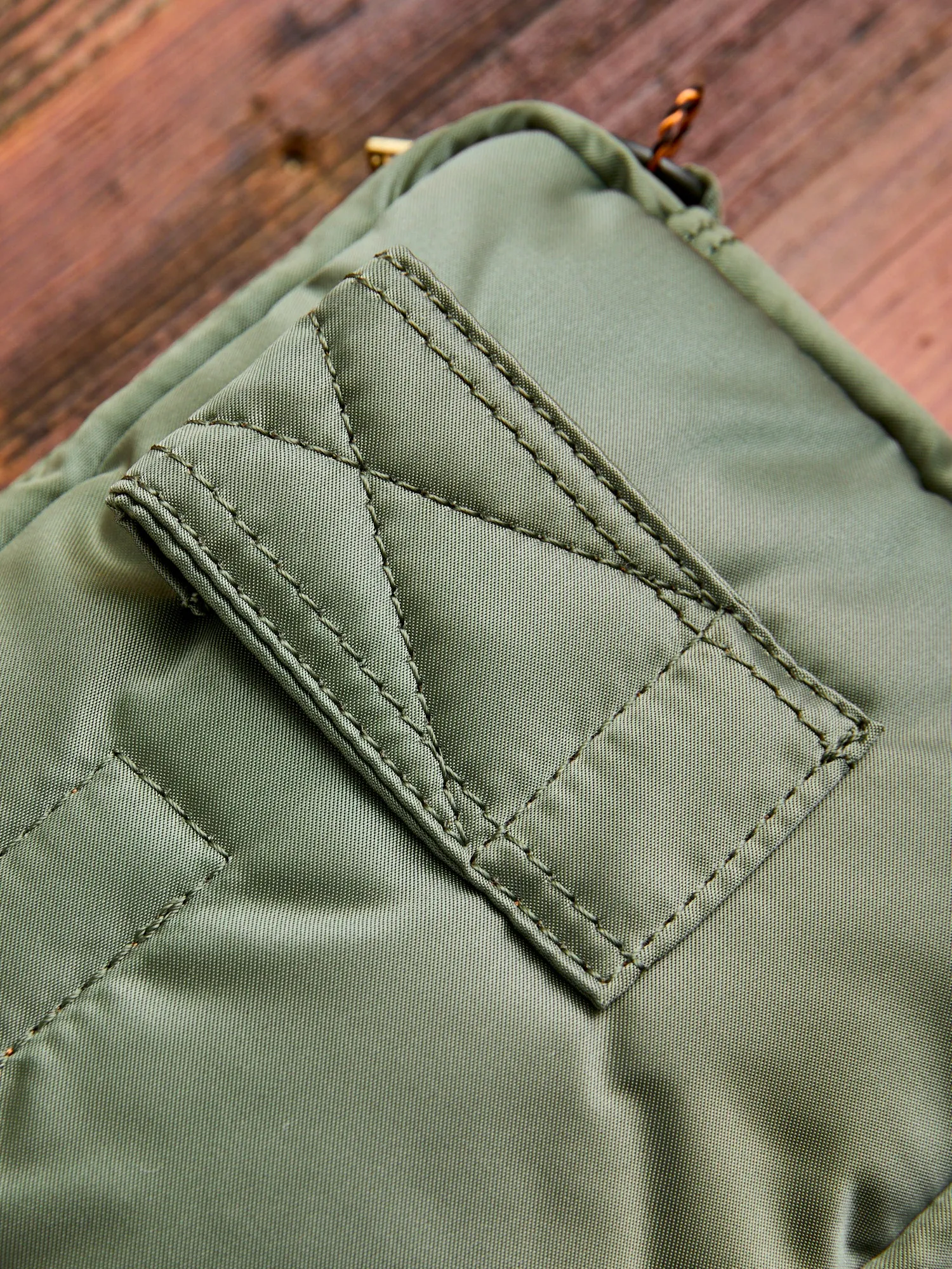 "Tanker" Shoulder Bag (S) in Sage Green