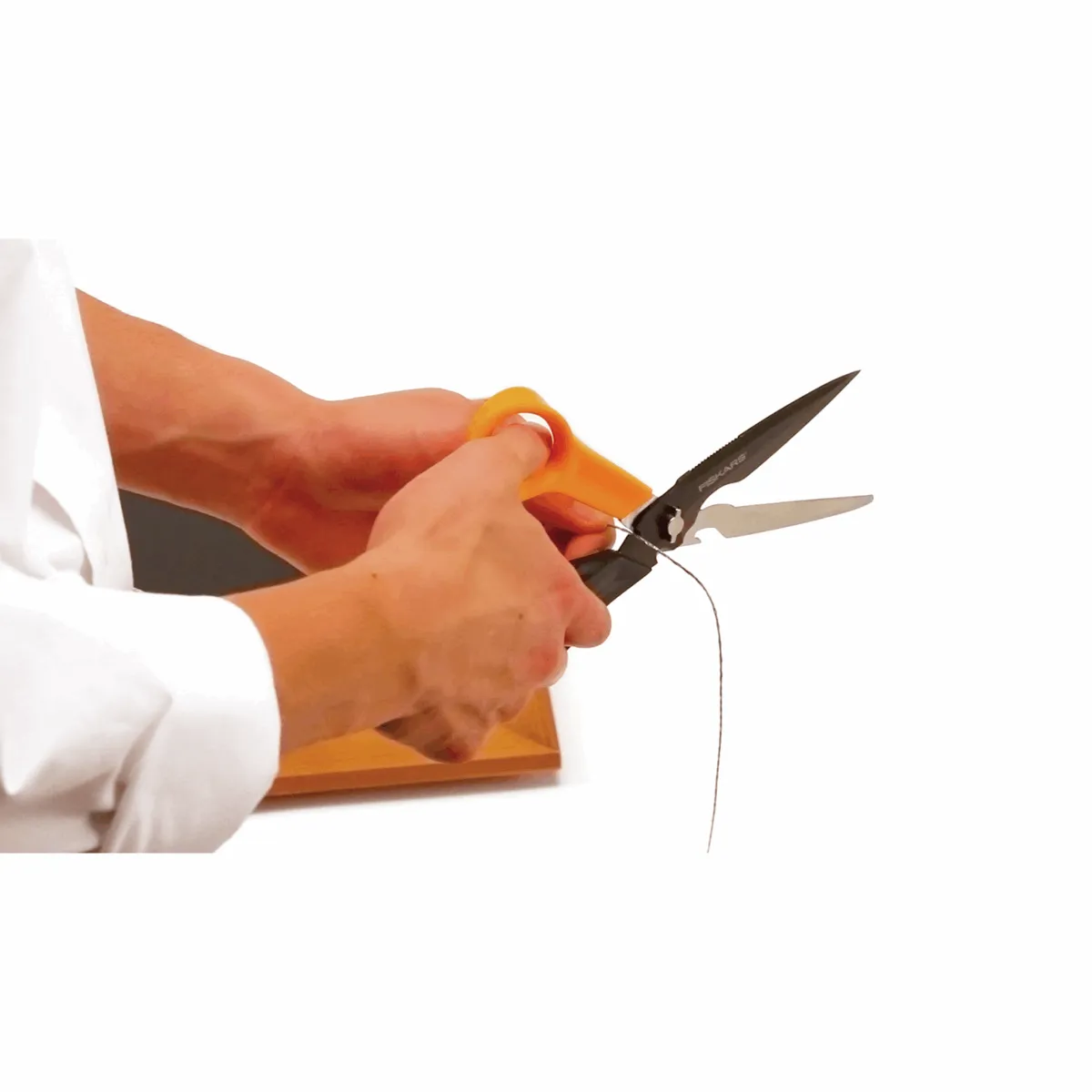 Scissors: Multifunction Ultimate: Cuts More™: 23cm - Right Hand Use